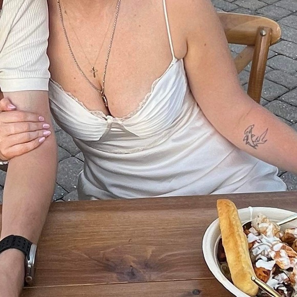 ASTR The Label FLORIANNE SATIN MAXI DRESS - Picture 5 of 5